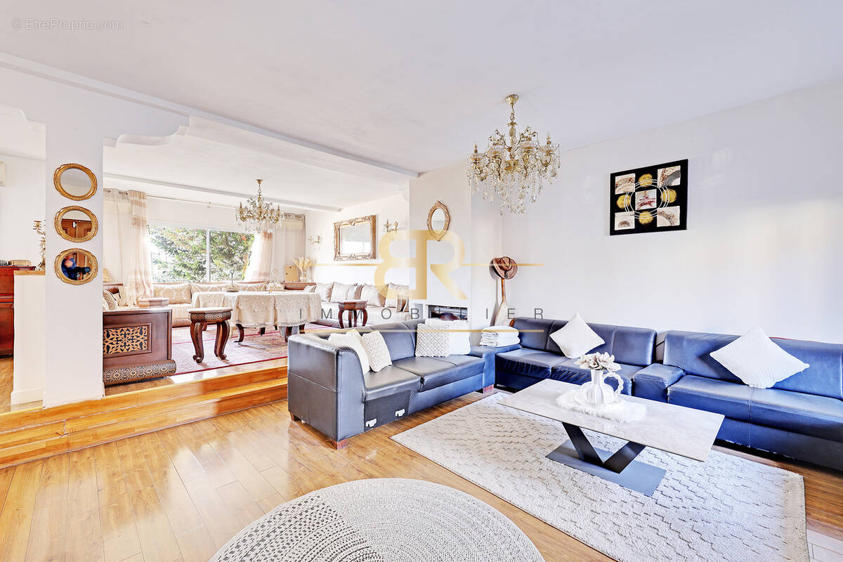 Maison à NOISY-LE-SEC