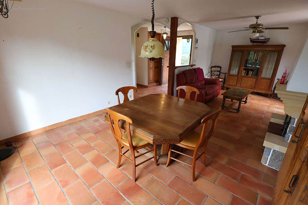 Maison à PEYMEINADE