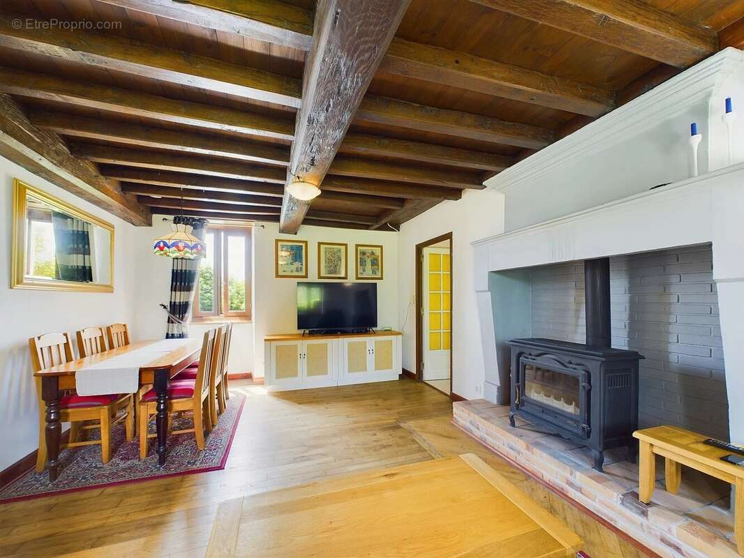 Maison à VERTEILLAC