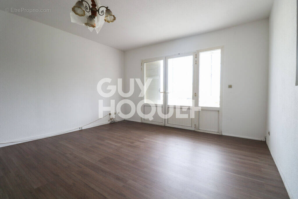 Appartement à SAINT-DENIS
