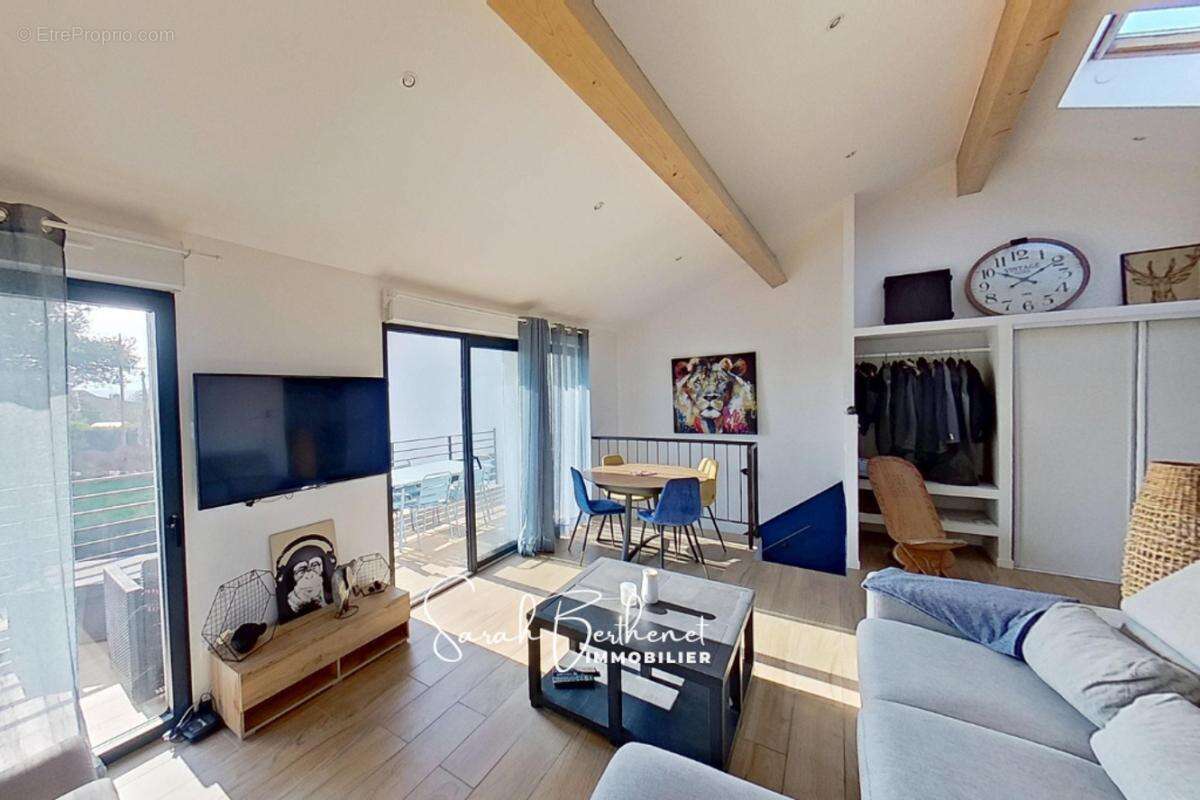 Appartement à SAINTE-CONSORCE