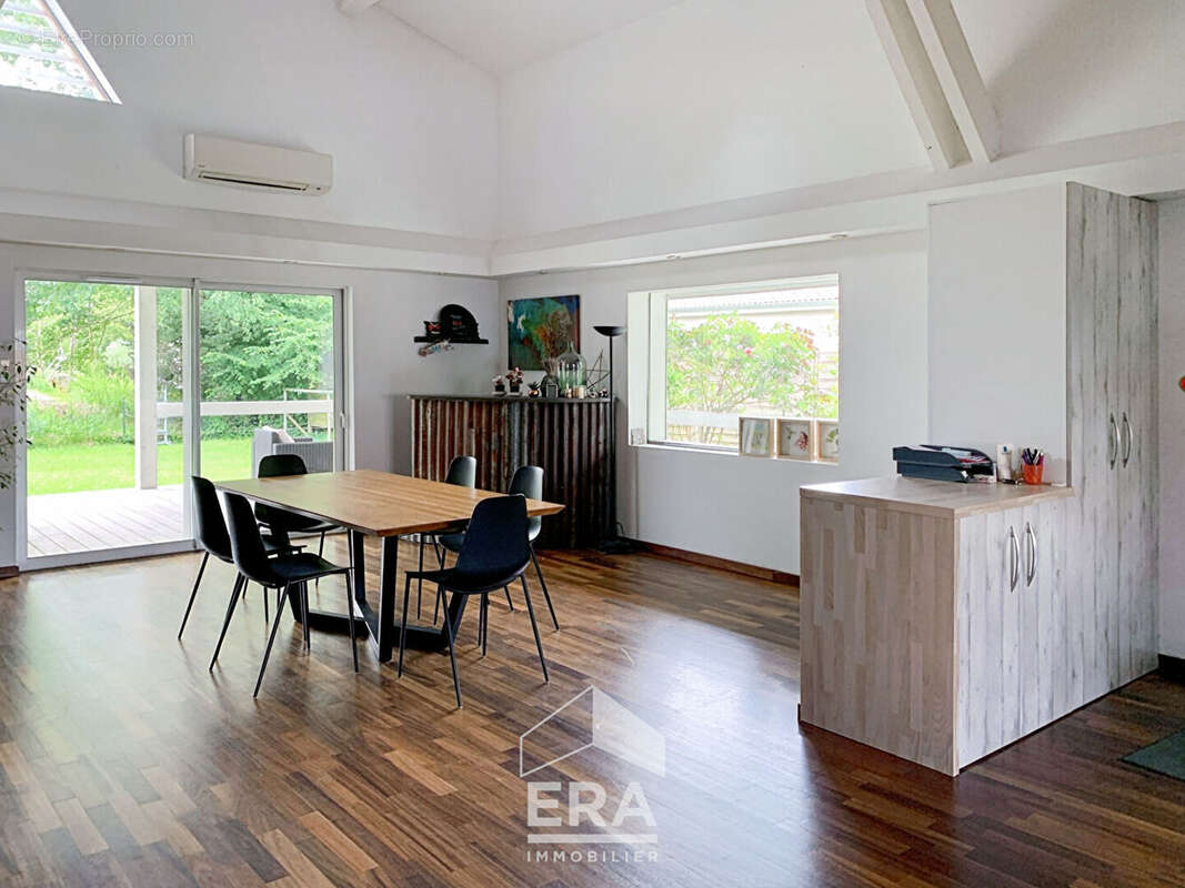 Maison à LE PIAN-MEDOC