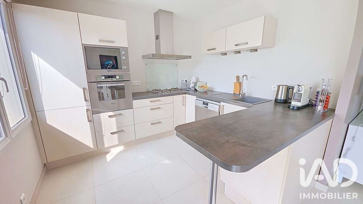 Maison 138 m² à Pontault-Combault  - photo 3