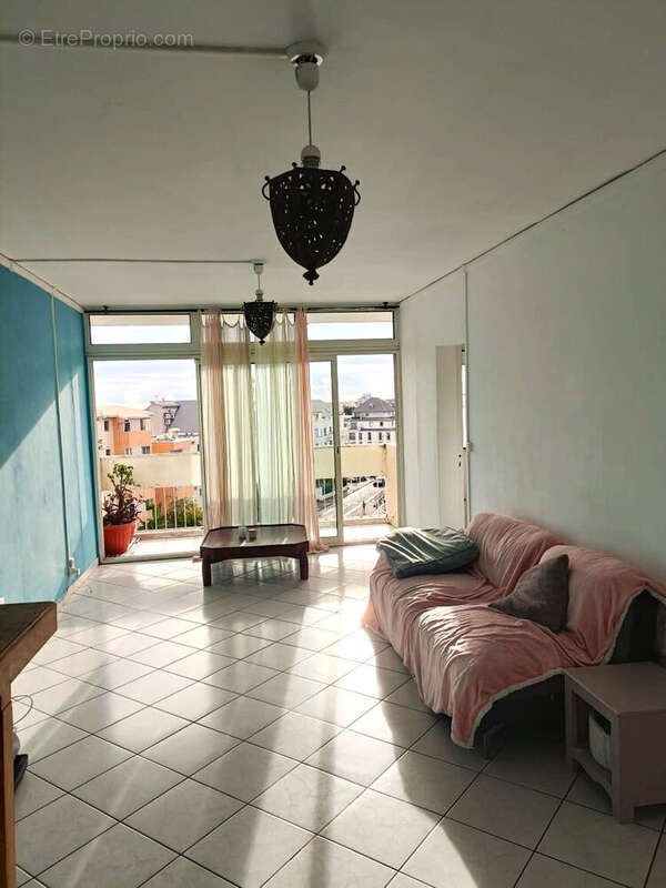 Photo 4 - Appartement à SAINT-DENIS