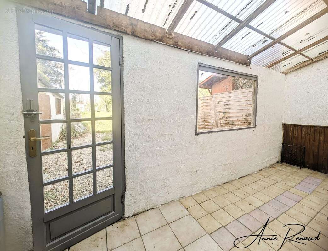 Véranda - Maison à SAINT-VITE