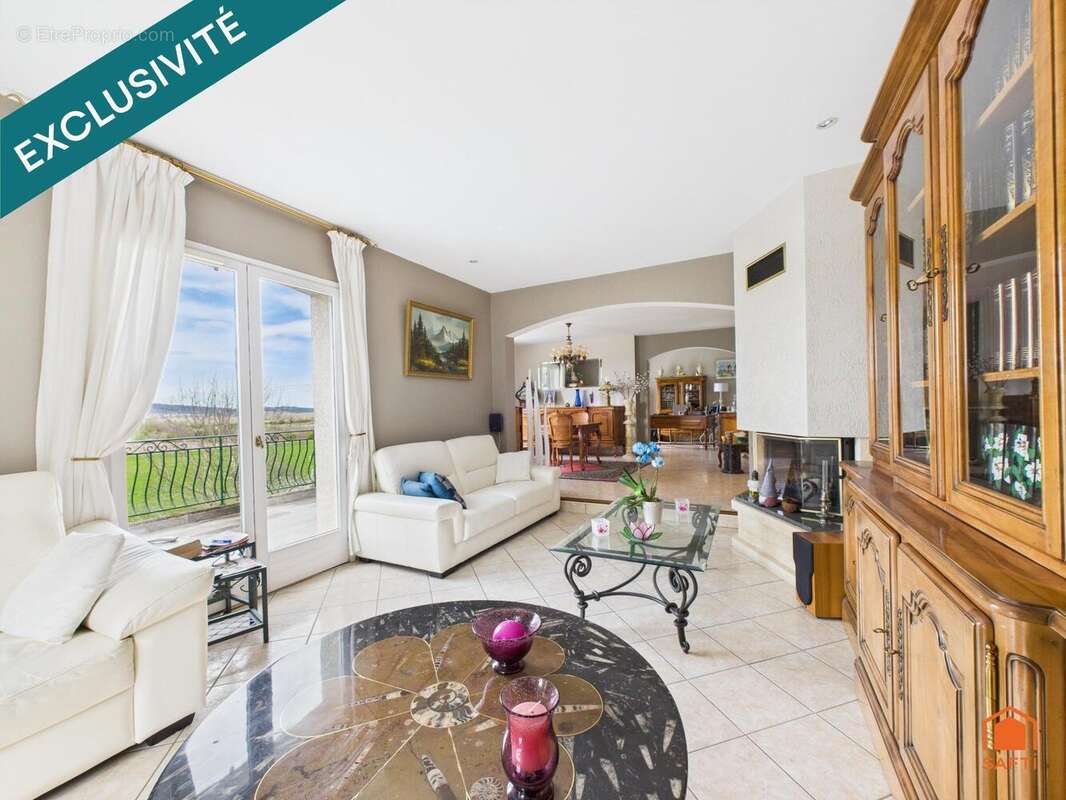 Photo 5 - Maison à LA ROCHE-NOIRE