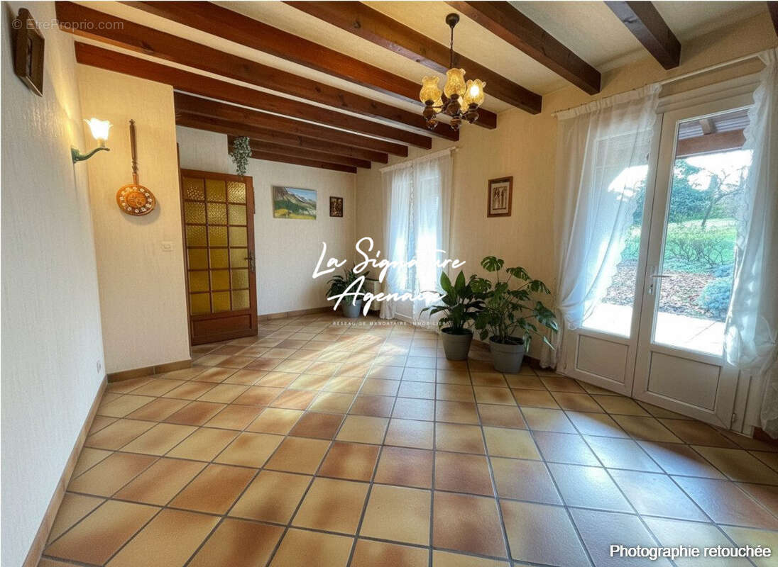 Maison 152 m² à Roquefort  - photo 3