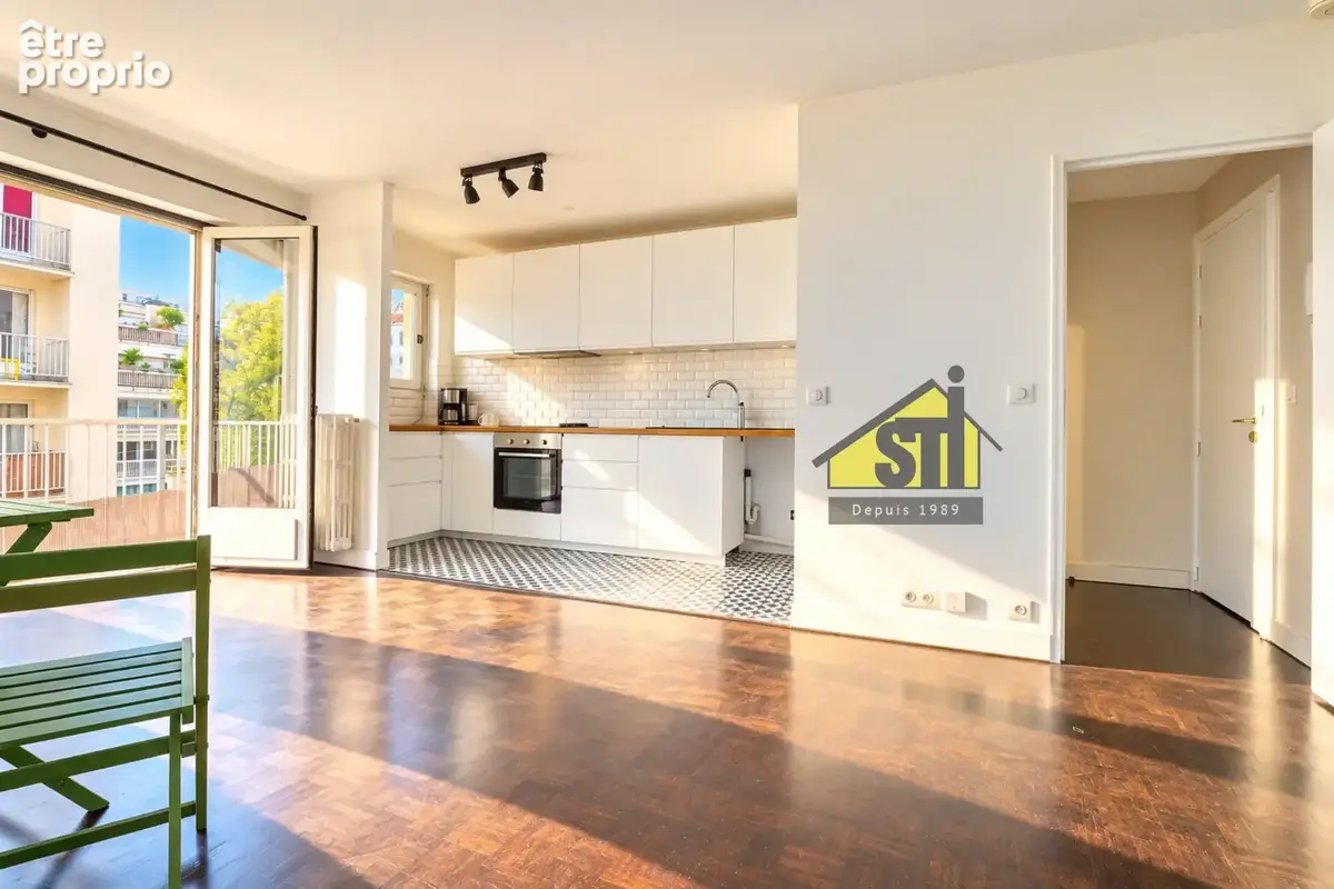 Appartement 2 pièces 42 m² · à Paris-14e · 42 m² · 440 000 €
