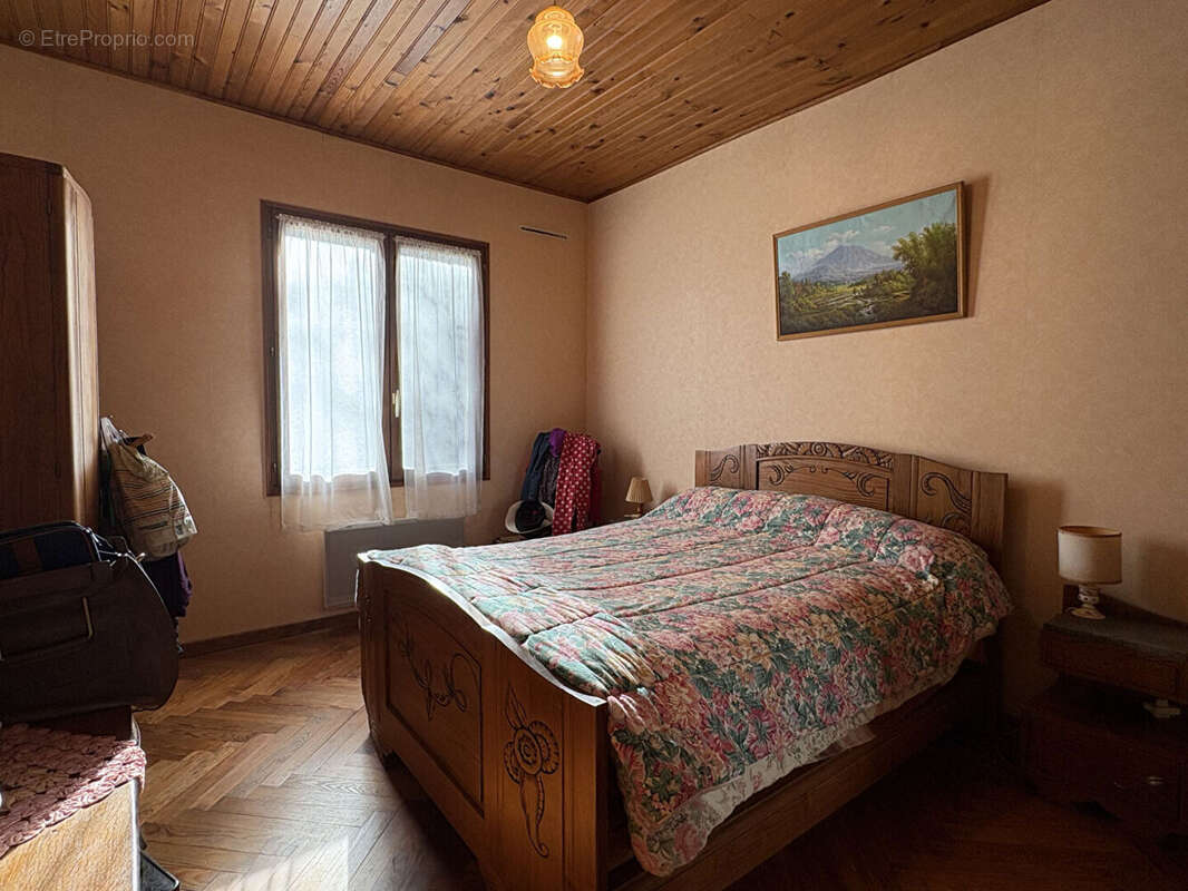 Maison à SAINT-YAGUEN