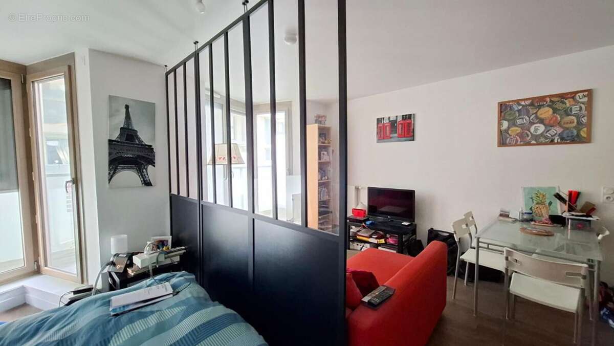 Appartement à PARIS-19E