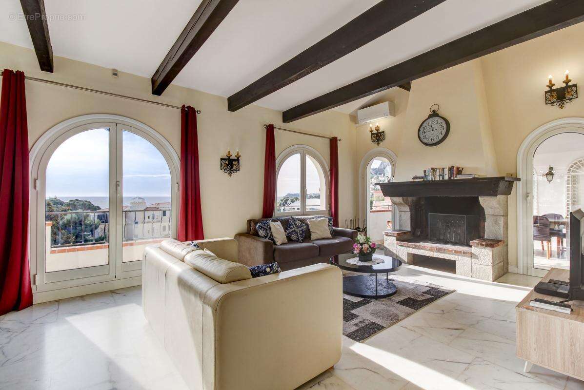 Maison à ROQUEBRUNE-CAP-MARTIN