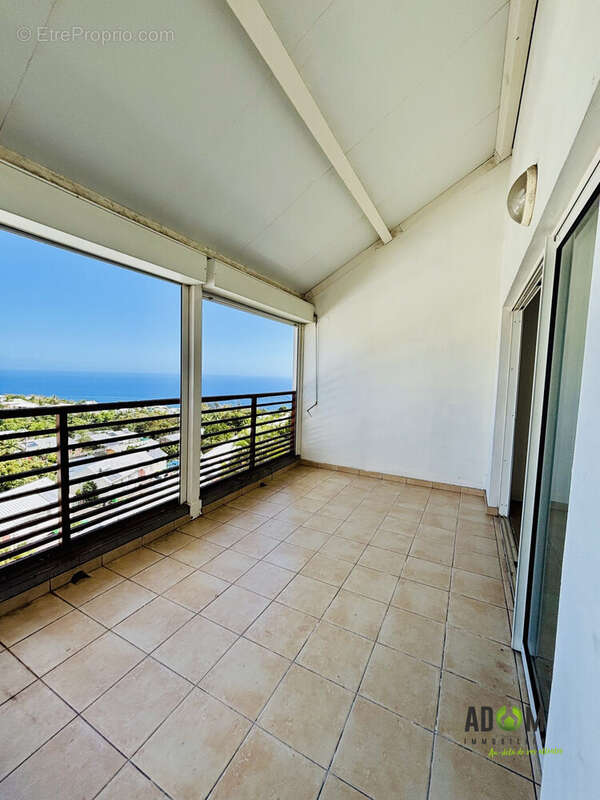 Appartement à LES AVIRONS