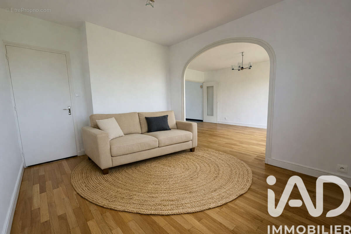 Photo 4 - Maison à MEYZIEU