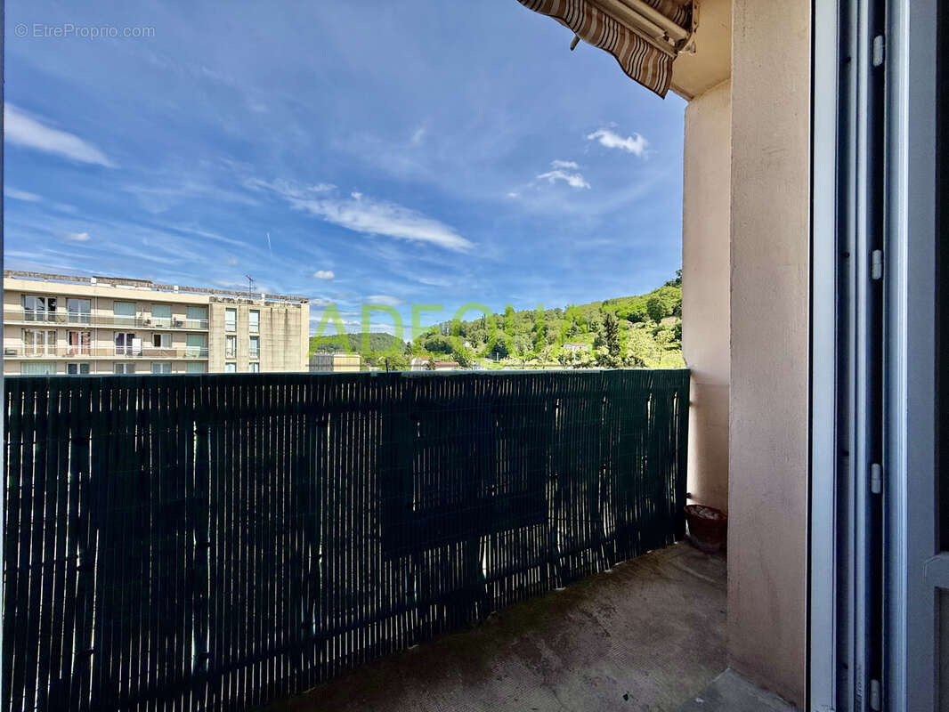 Appartement à BOURGOIN-JALLIEU