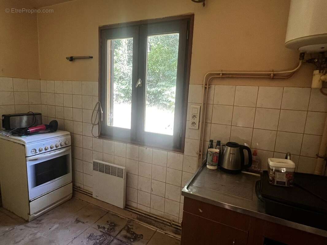 Petite Maison avec travaux à prévoir - idéale maison de vacances - photo 4