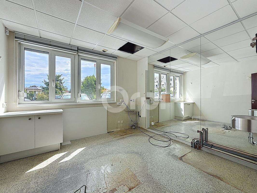 Commerce à SAINT-LOUIS