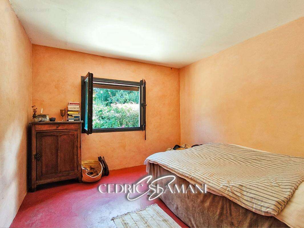 Maison à SAINT-DENIS