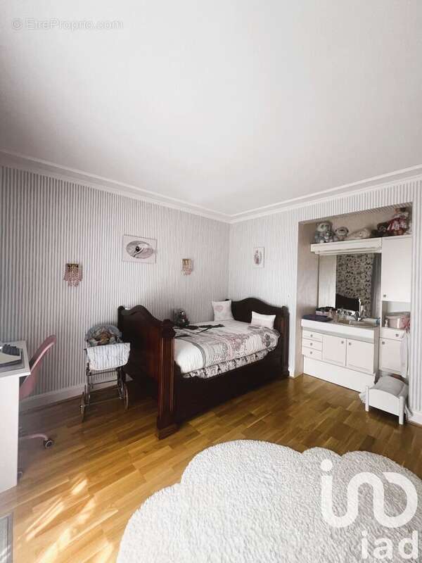 Maison 204 m² à Peronne  - photo 7