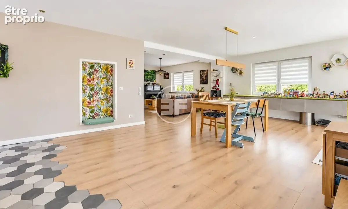 Maison 6 pièces 160 m² à vendre à Village-Neuf (68128) - photo 6