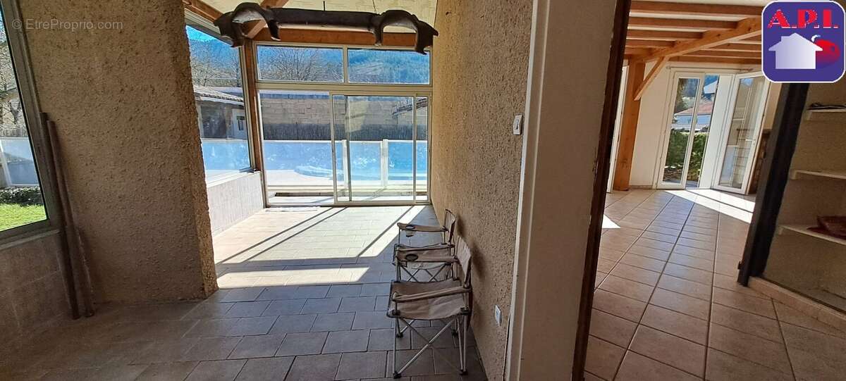 Maison à FOUGAX-ET-BARRINEUF