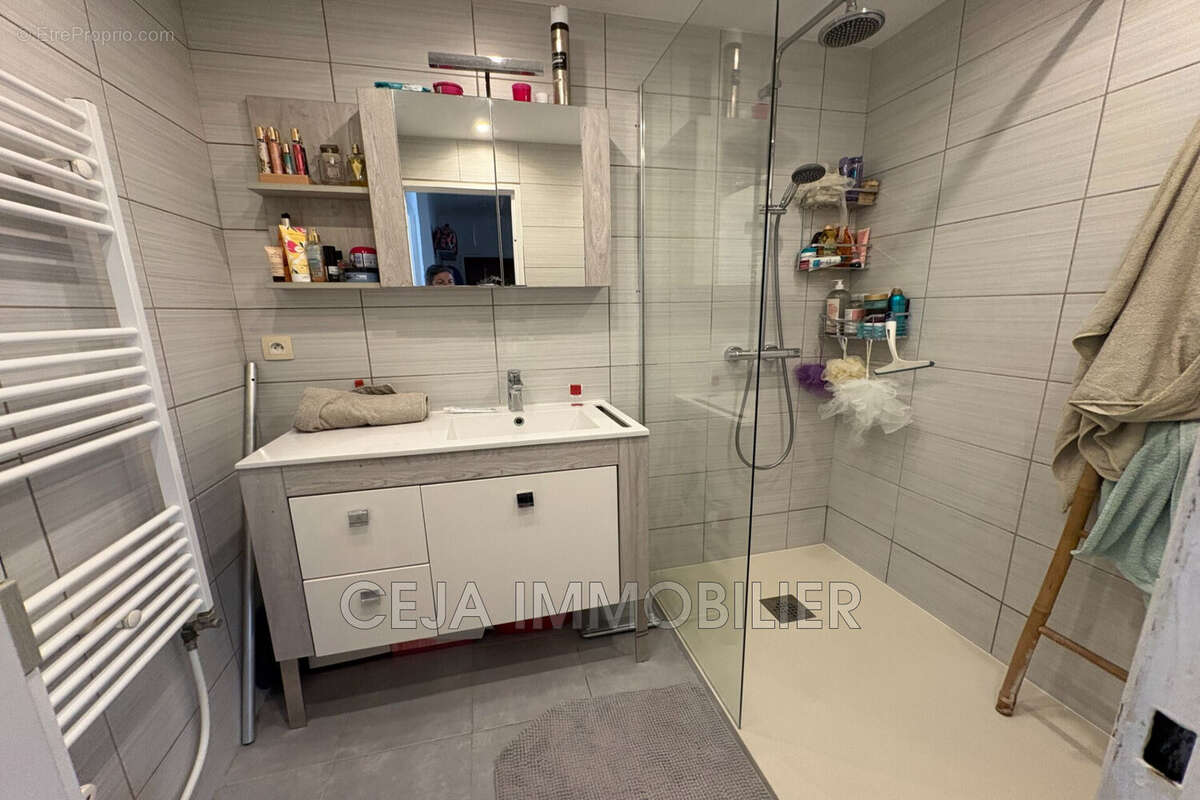 Appartement à TRANS-EN-PROVENCE