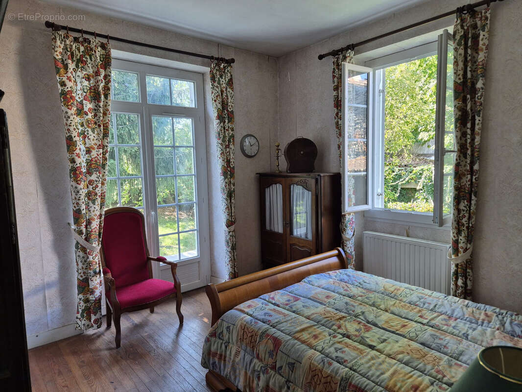 Maison à SAUVETERRE-DE-GUYENNE