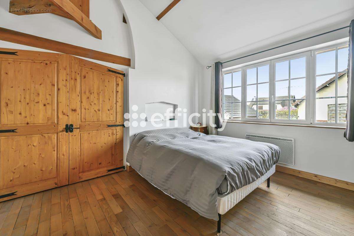 Maison 128 m² à Aulnay-Sous-Bois  - photo 13