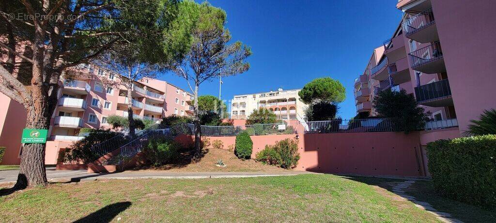 Appartement à FREJUS
