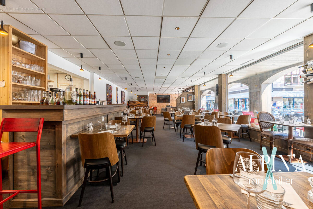 Commerce à BRIDES-LES-BAINS