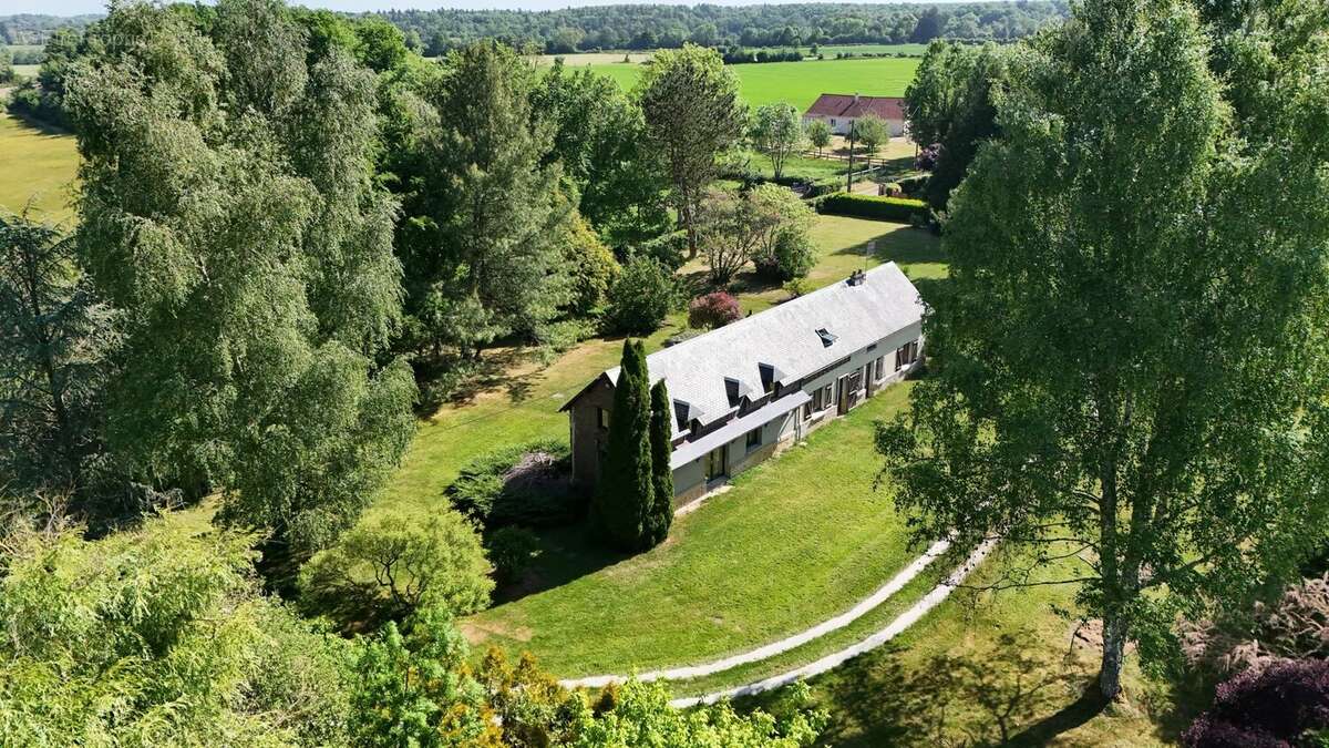 Maison à NEUVILLE-SUR-TOUQUES