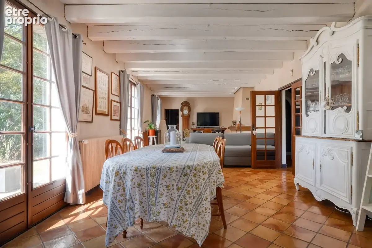 Maison à vendre 8 pièces Coeur de village VILLIERS SAINT FREDERIC - photo 4