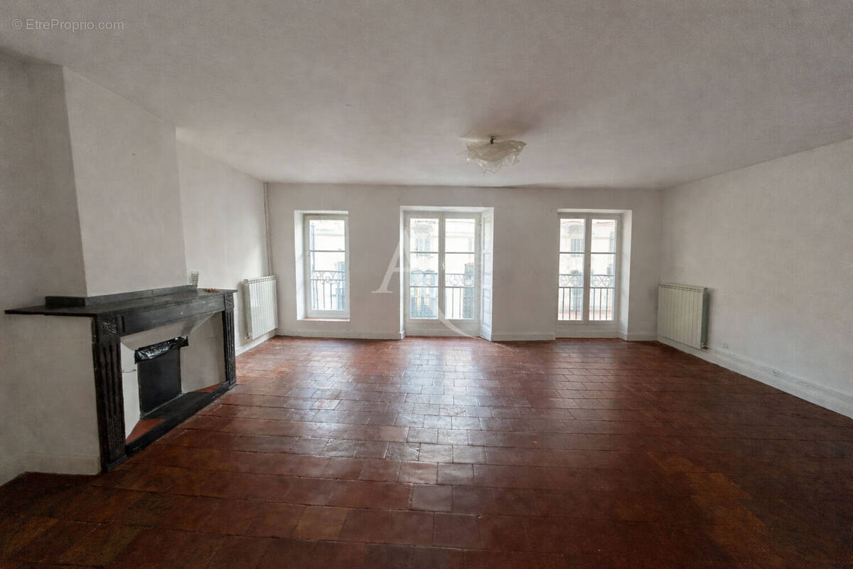 Appartement à CARCASSONNE