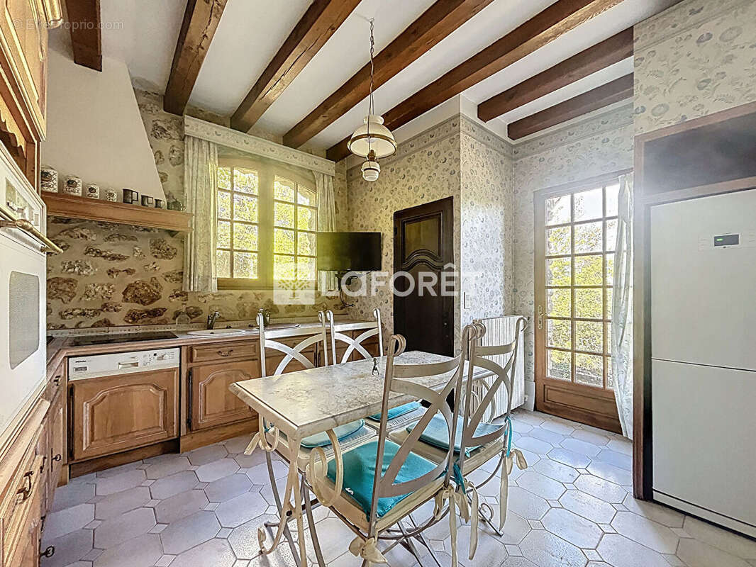 Maison à VERNEUIL-SUR-SEINE