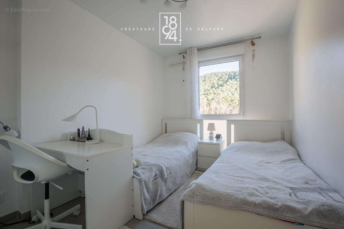 Appartement à MARSEILLE-9E