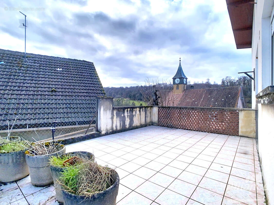 Maison à LEBETAIN