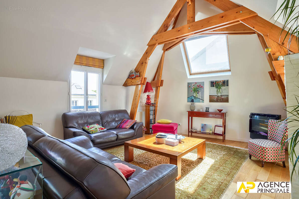 Appartement à MAISONS-LAFFITTE