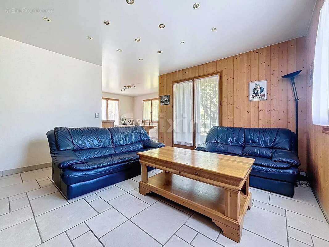 Maison à SALLANCHES