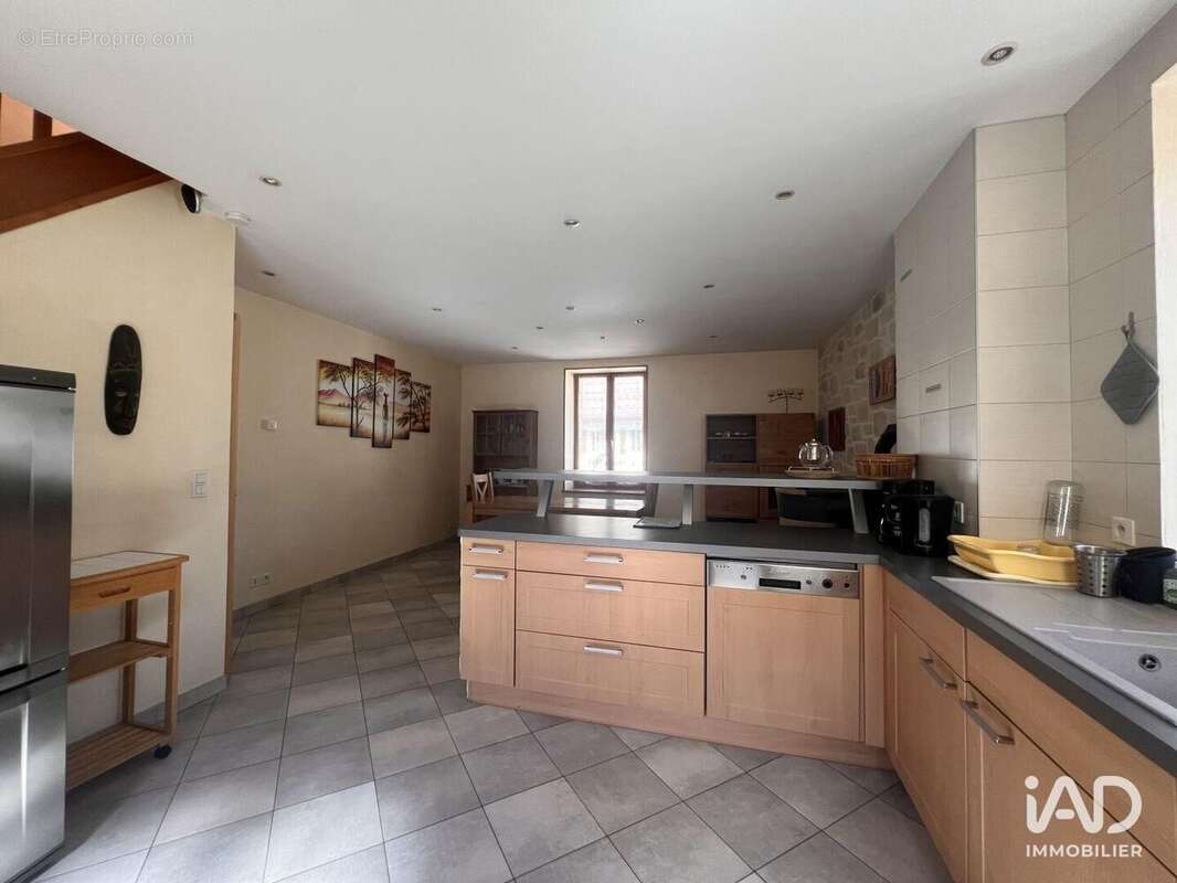 Photo 3 - Maison à CHEZERY-FORENS