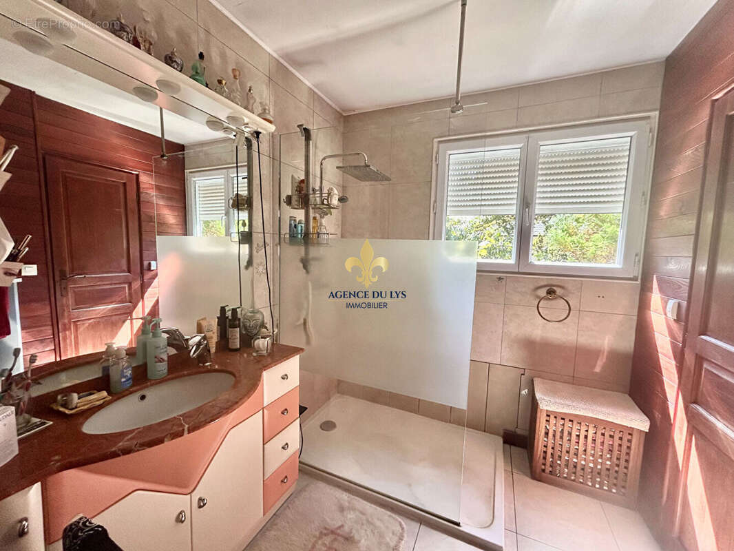 Maison de plain pied EXCLUSIVITE - Lamorlaye le Lys - photo 6