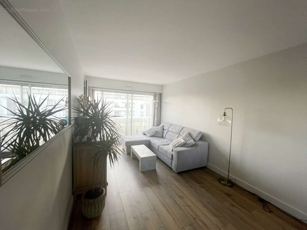 Appartement à COLOMBES
