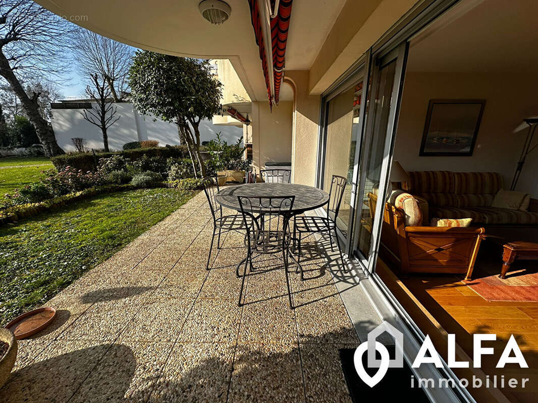 Appartement à ENGHIEN-LES-BAINS