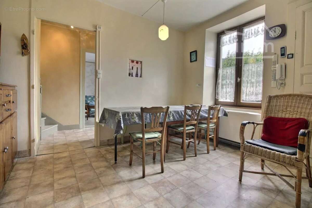 Maison à SERVES-SUR-RHONE