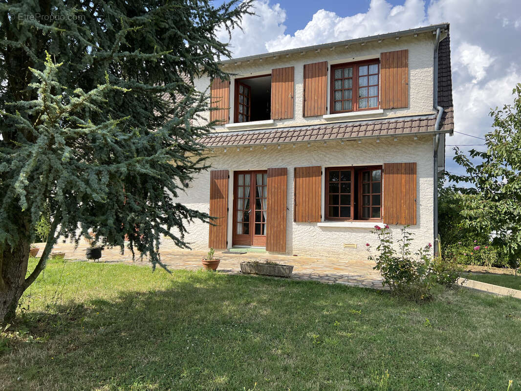 Maison à ORPHIN