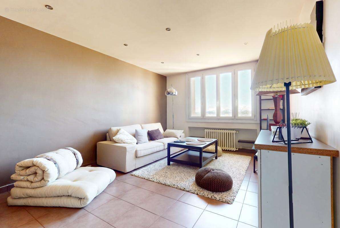 Appartement à LYON-7E