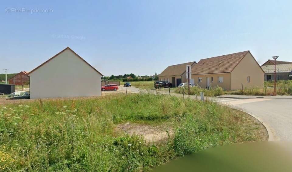 Terrain à SAINT-GERVAIS-EN-BELIN