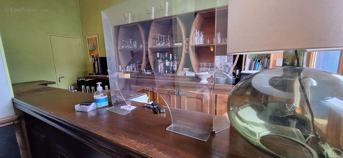 Commerce à SAINT-VALERIEN