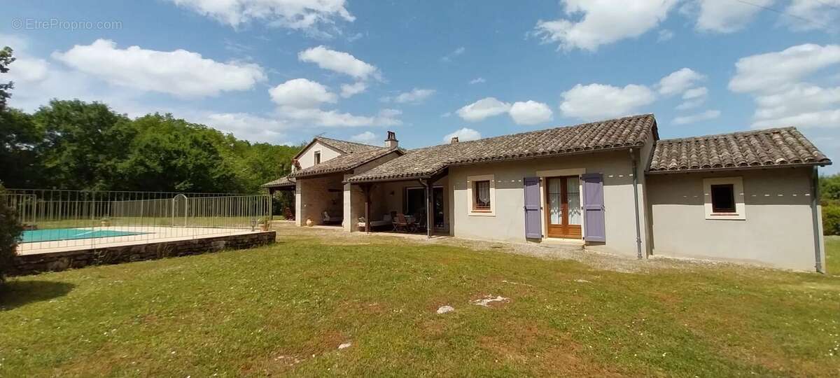 Maison à CAYLUS