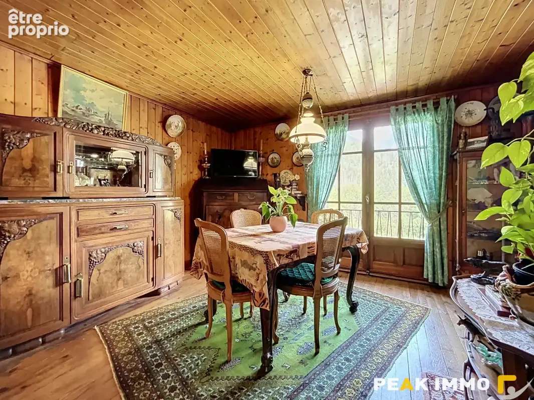 Ferme de pays composée de 5 appartements et terrains attenants 484,42 m2 utiles - LES HOUCHES - photo 2