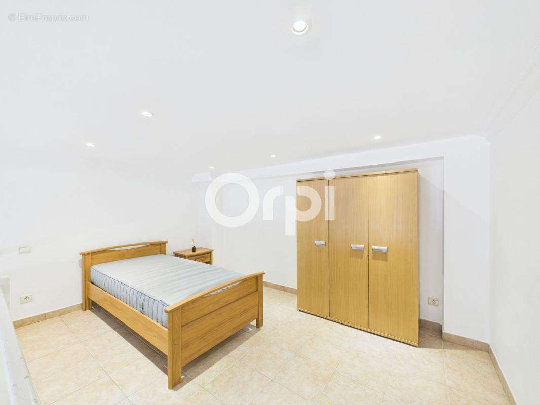 Appartement à MANDELIEU-LA-NAPOULE