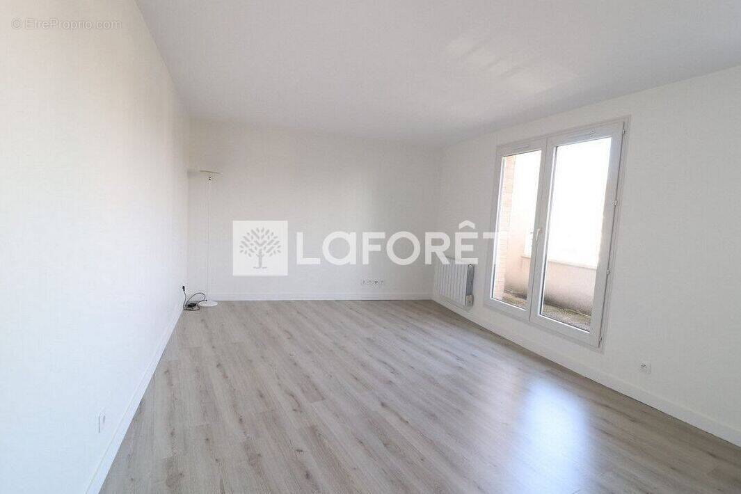 Appartement à LIEUSAINT